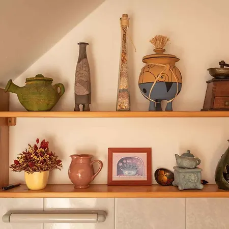 Apartament 9 *