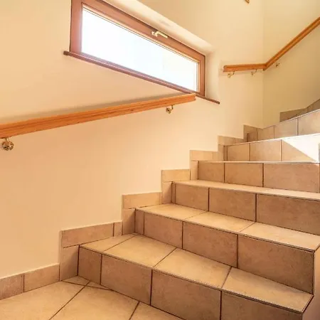 Apartament 9
