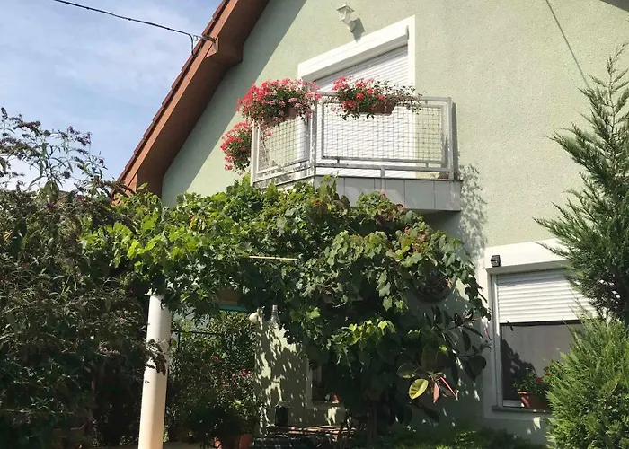 9 Apartament